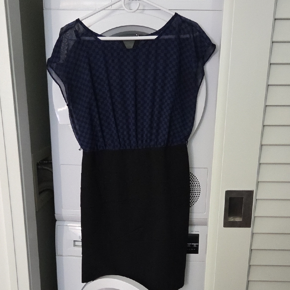 AGB Navy and Black Midi Dress